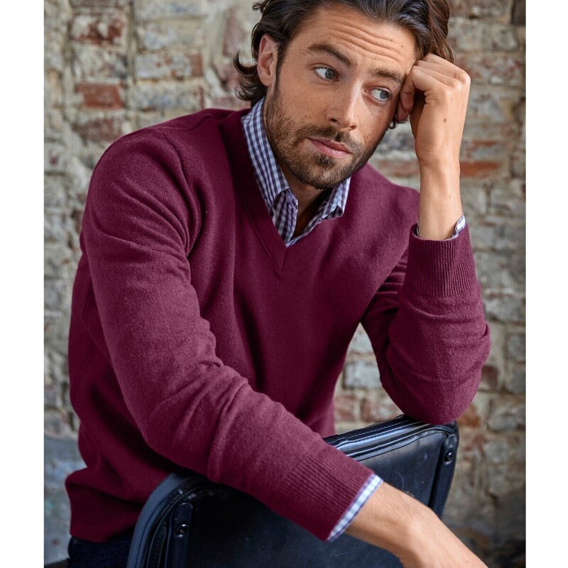 Pulóver s výstrihom do V, 80 % vlna, 20 % polyamid bordó 086 48073736