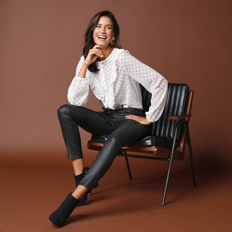 Blúzka s gombíkmi a čipkovými volánmi ražná 040 Blancheporte 48078738