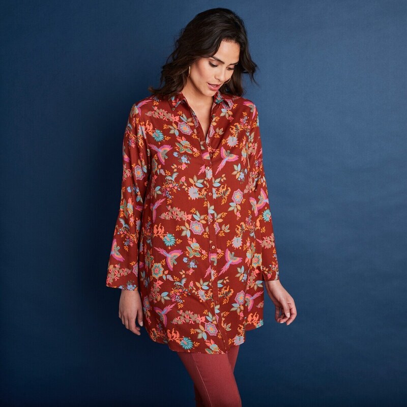 Dlhá tunika s košeľovým golierom a potlačou arabesiek tomatová 48079229