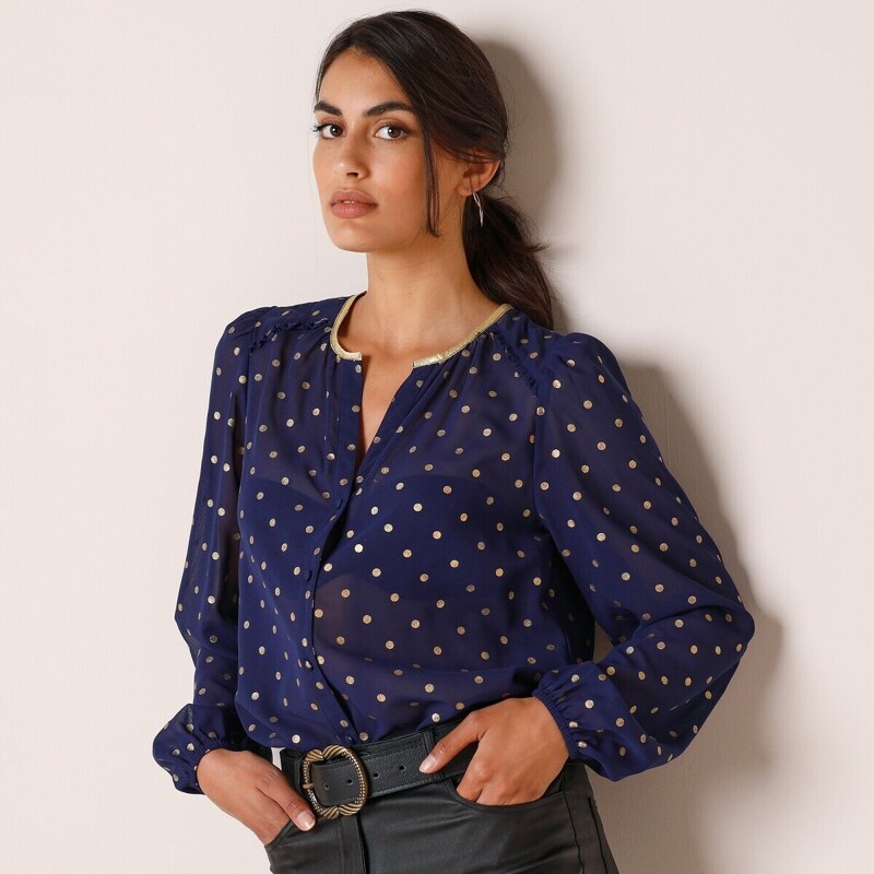 Voálová blúzka so zlatou bodkovanou potlačou temná modrá 036 48079328
