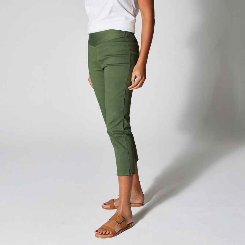 Strečové 7/8 nohavice s efektom plochého brucha khaki 042 Blancheporte 48125366