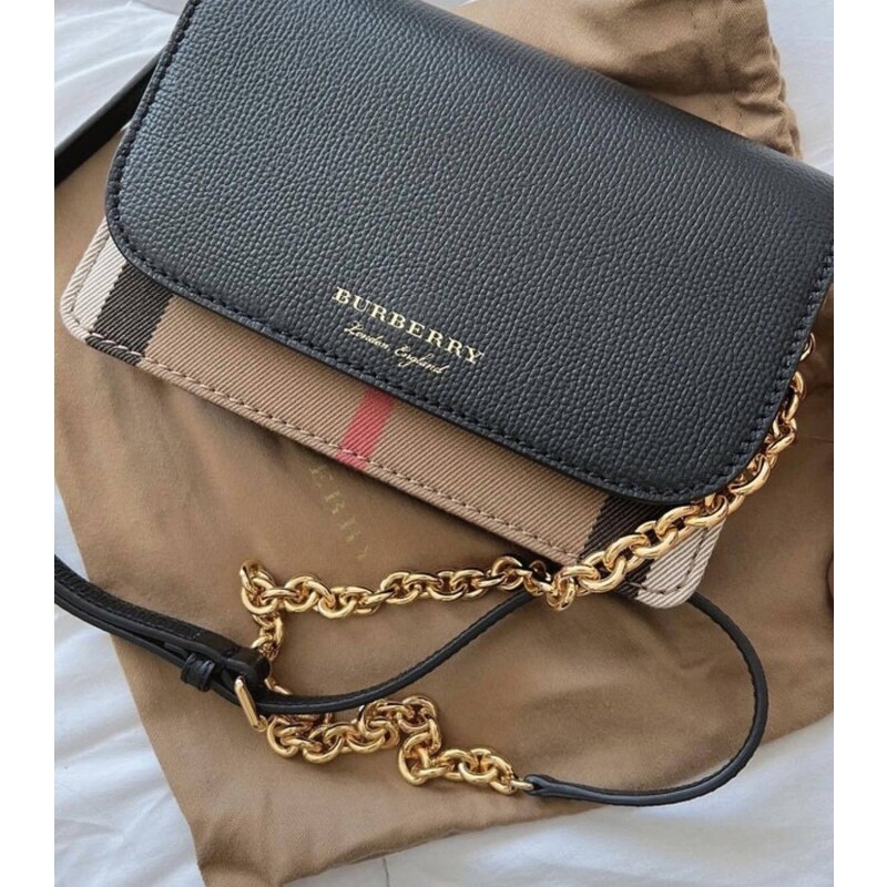 Burberry crossbody kabelka čierna GLAMI.sk