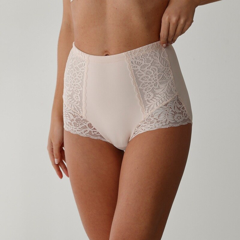 Zoštíhľovacie vysoké nohavičky s čipkou telová 040 Blancheporte 49355572