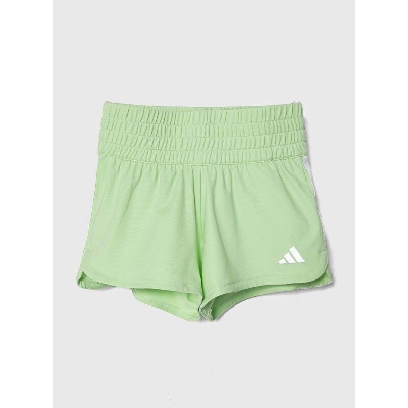 Detské krátke nohavice adidas zelená farba, s nášivkou