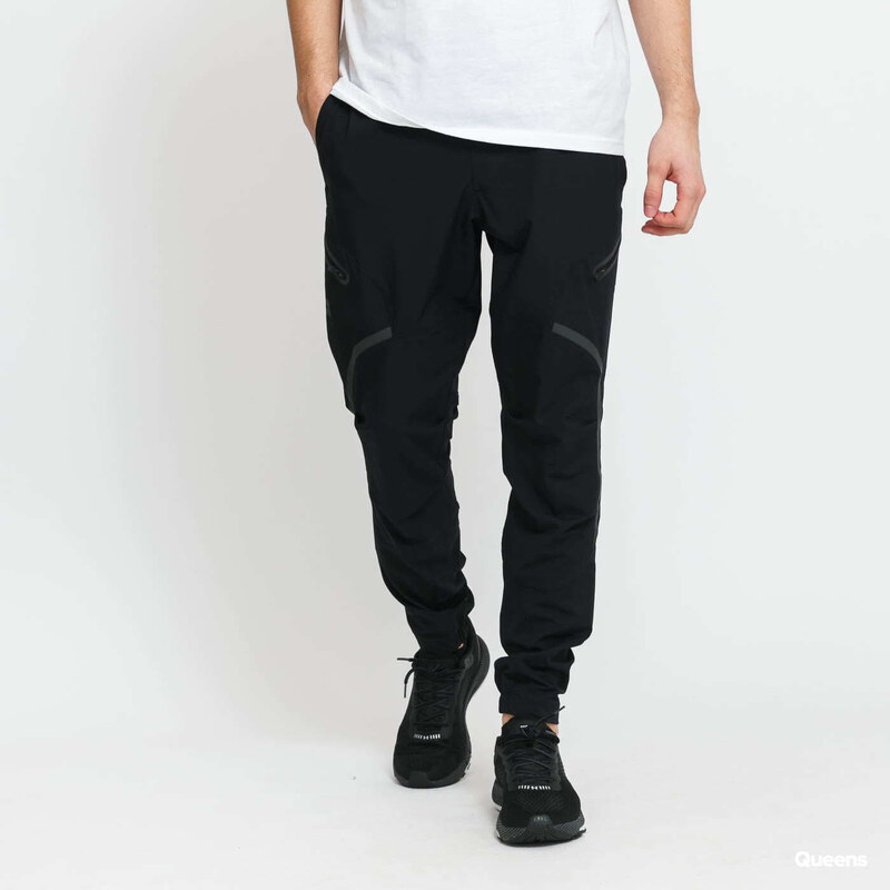 Kalhoty Under Armour Stretch Woven Utility Cargo Pant černé XL 57262148