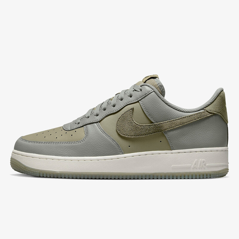 Nike AIR FORCE 1  LV8 ESS+ EUR 42.5 51201452