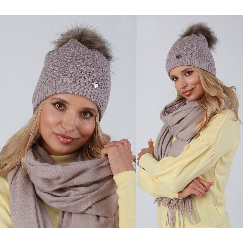 Fashionweek Dámska zimná čiapka s brmbolcom ZIZI34 / V14 48750931