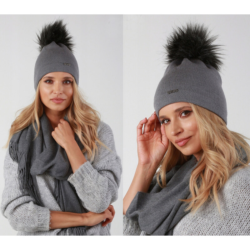 Fashionweek Dámska zimná čiapka s brmbolcom ZIZI39 / P14 48750975