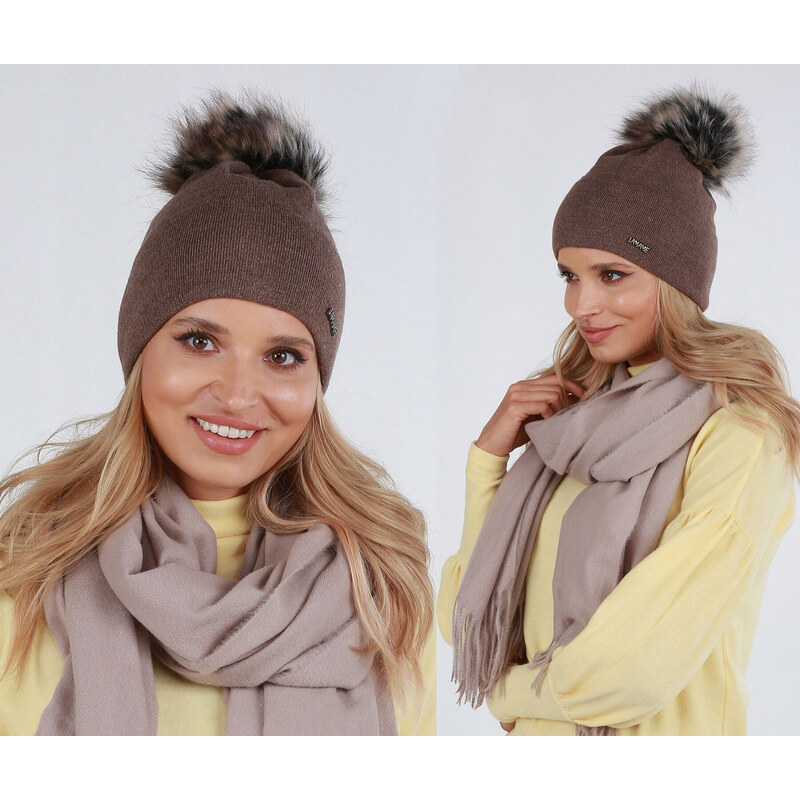 Fashionweek Dámska zimná čiapka s brmbolcom ZIZI39 / P14 48750976