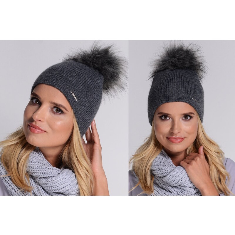 Fashionweek Dámska zimná čiapka s brmbolcom ZIZI-H1 48751625