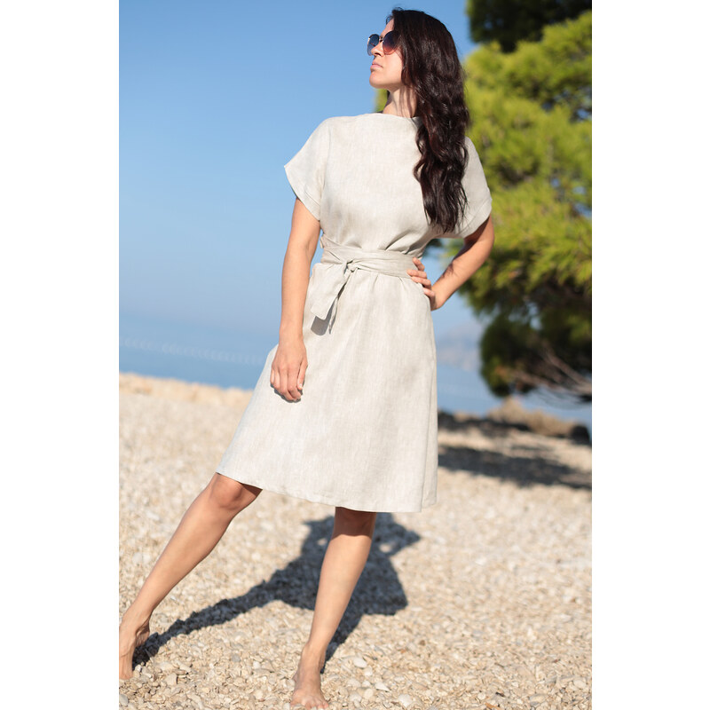 Lotika Krátke autorské šaty zo 100% lanu 52324442