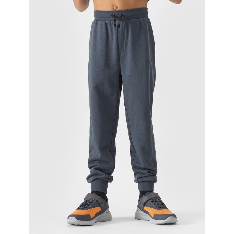 4F Chlapčenské teplákové nohavice typu jogger - šedé