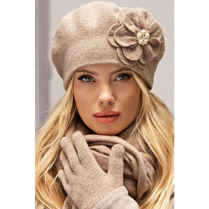 Kamea Tmavobéžová luxusná elegantná dámska baretka na zimu s kvetom 49297120