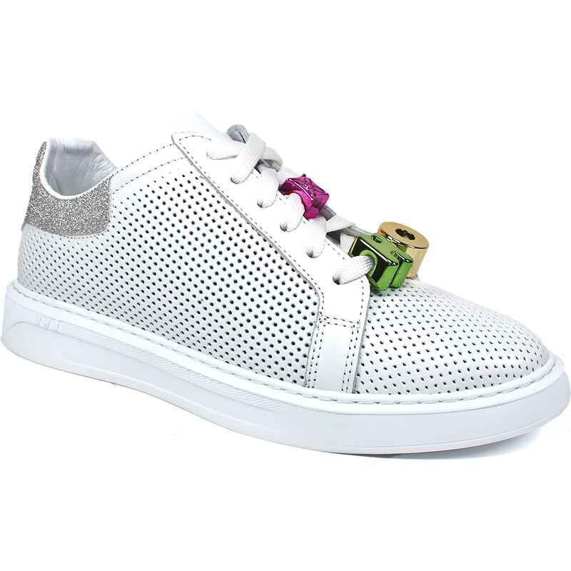 Secretshoes Kožené sneakersy s ozdobou 49373682