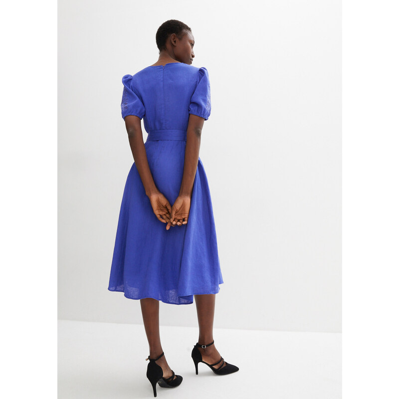 bonprix Šaty s opaskom z čistého plátna s dierkovanou výšivkou, farba modrá