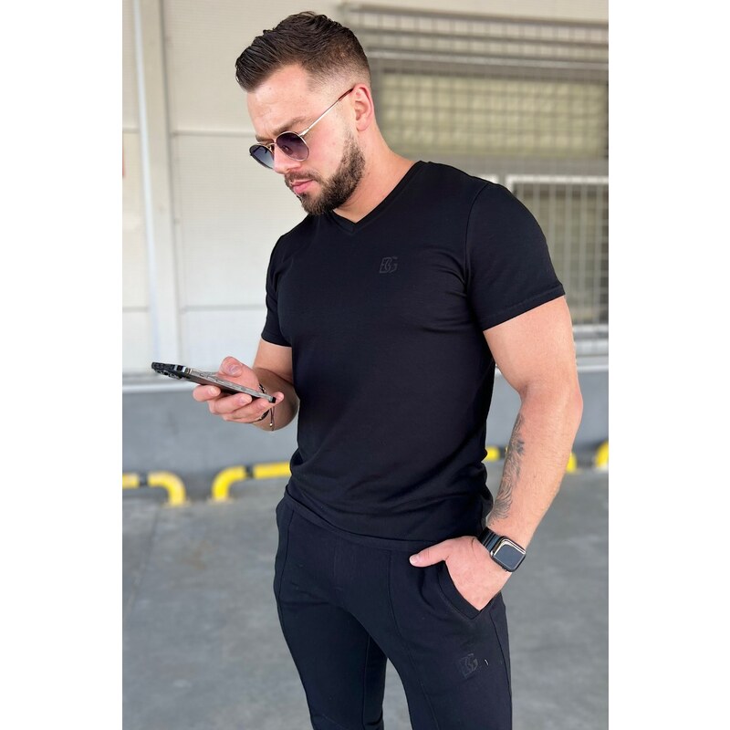 Brandenburg Couture Pánske klasické čierne tričko 48557612