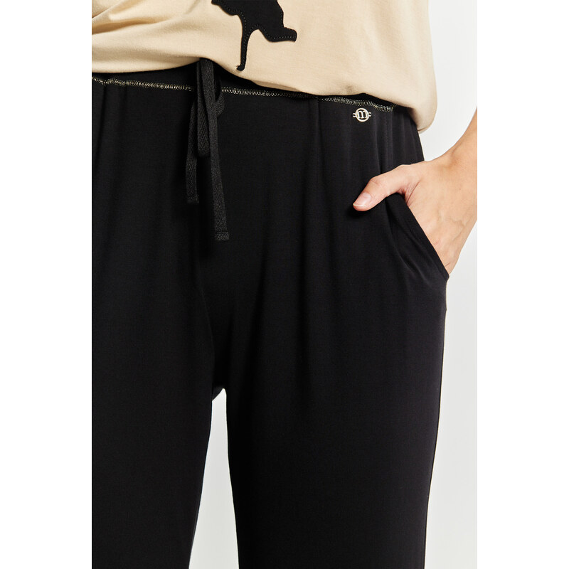 Čierne pyžamové nohavice Monnari