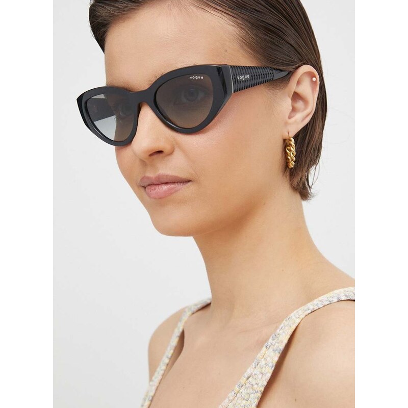 Slnečné okuliare VOGUE dámske, čierna farba, 0VO5566S