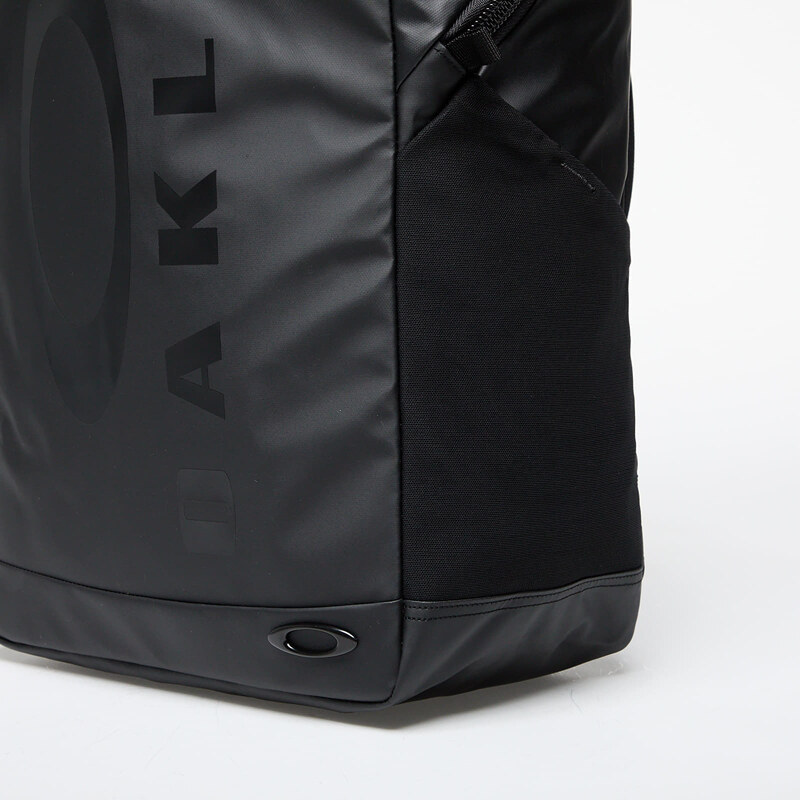 Batoh Oakley Enhance Backpack Black, 8 l