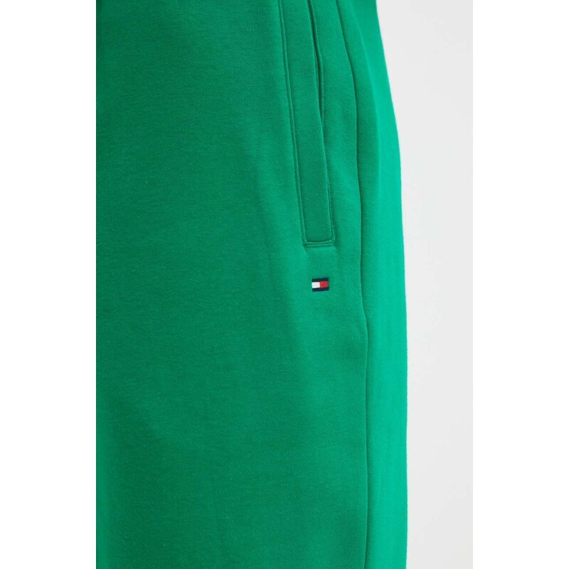 Tepláky Tommy Hilfiger zelená farba,jednofarebné,MW0MW36142