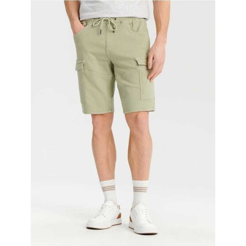 Sinsay - Rifľové jogger kraťasy - svetlozelená 65756308