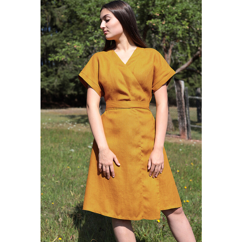 Lotika Krátke autorské šaty zo 100% lanu 52324438