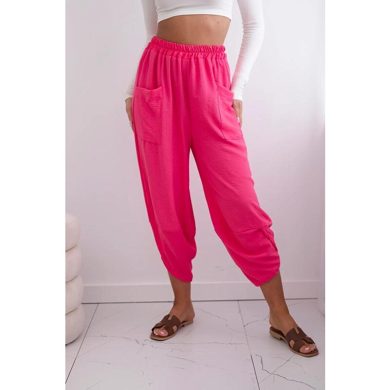 MladaModa Široké trojštvrťové tepláky s vreckami model IT-37 ružové 53389892