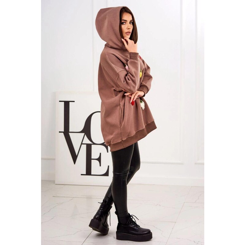 MladaModa Zateplená mikina s jahodovými nášivkami model 9629 farba 56410849