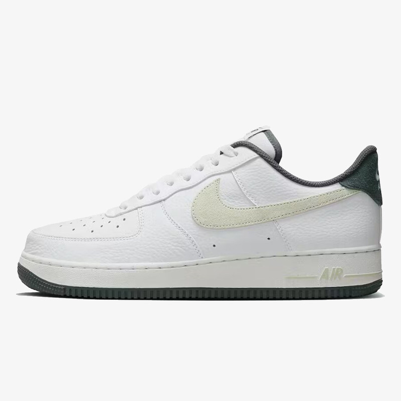 Nike AIR FORCE 1 \\'07 LV8 COB EUR 45 - GLAMI.sk