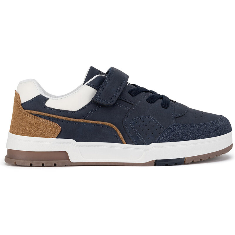 Sneakersy Action Boy 55143842