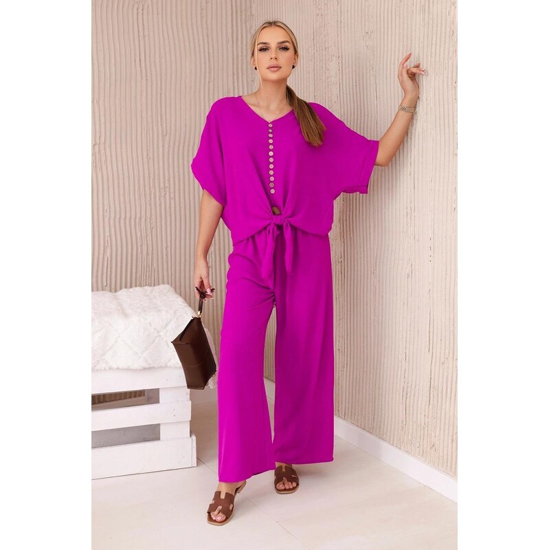 MladaModa Komplet nohavíc a blúzky s gombíkmi model 5963 fialový 53200343