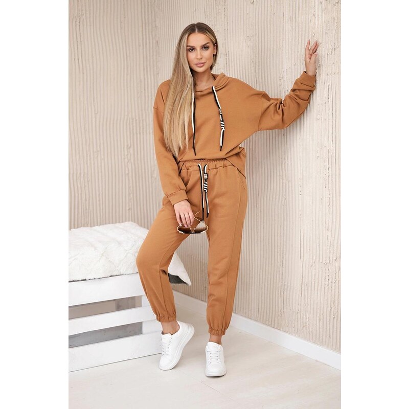 MladaModa Bavlnená tepláková súprava model R7516 farba camel 56410713