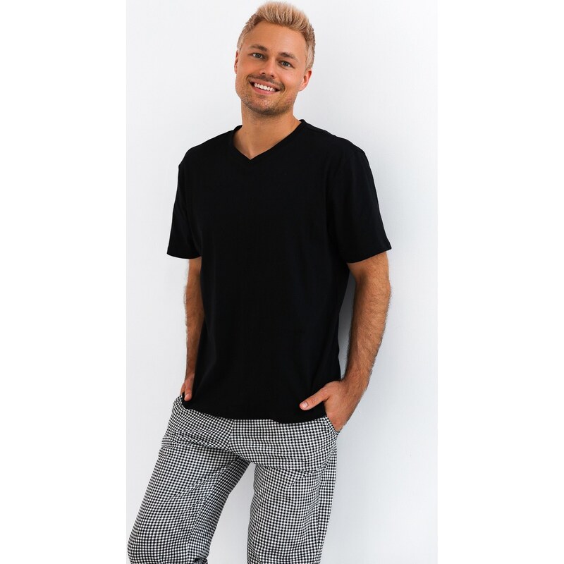 Čierne kockované pyžamo Sensis Pedro kr/r M-2XL 56217285