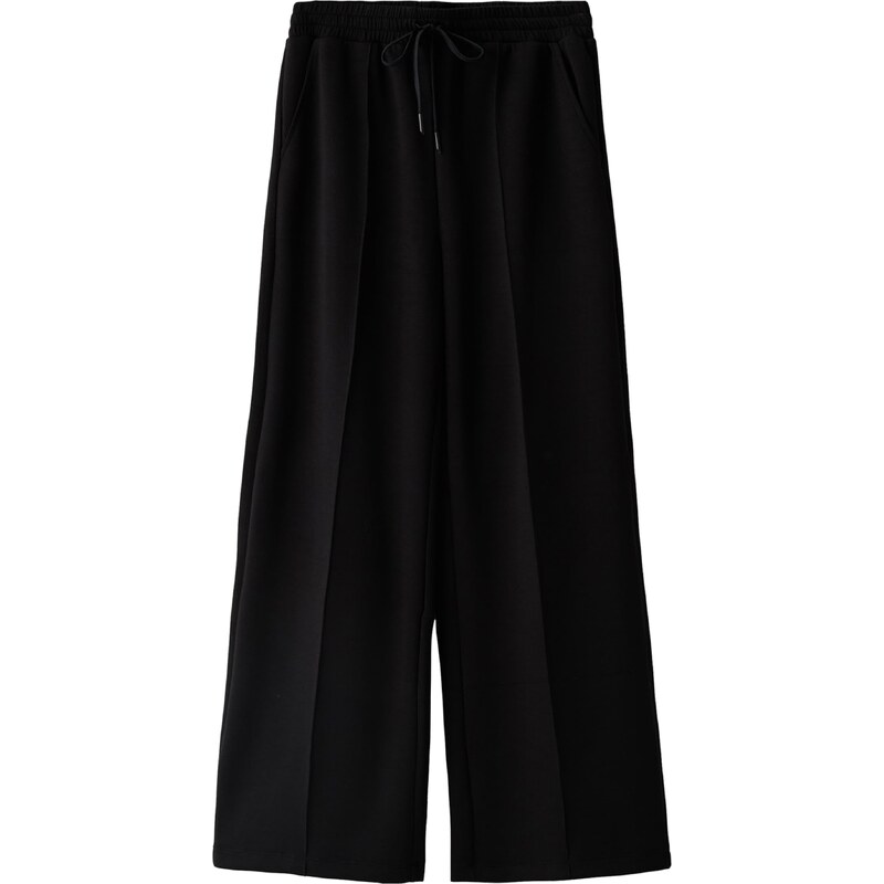 Bershka Nohavice čierna 57874205