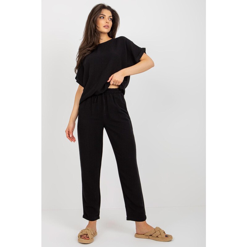 MladaModa Letná tepláková súprava model 414205 čierna 56979474