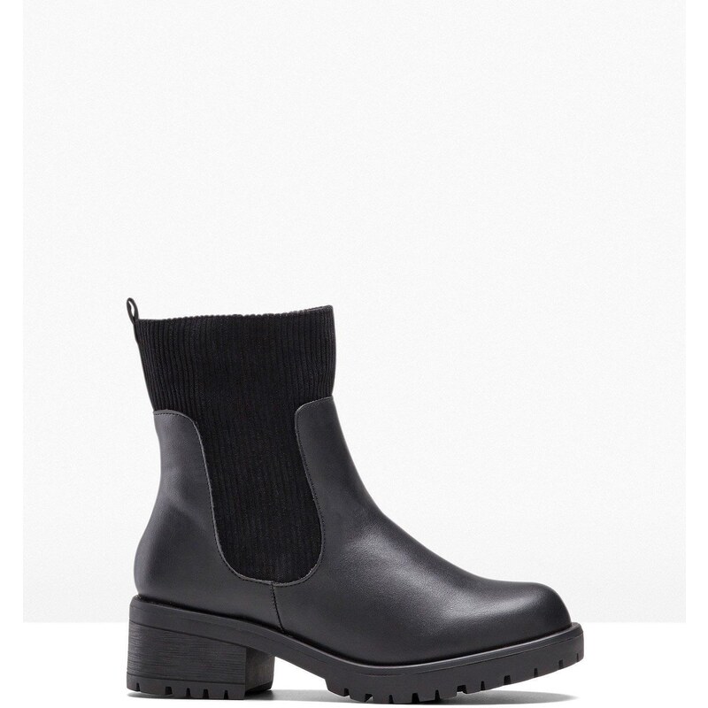 bonprix Čižmy s kordom, farba čierna 46158327