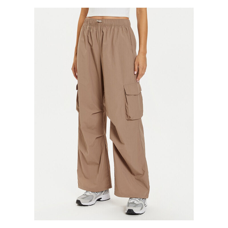 Teplákové nohavice New Balance 57610793