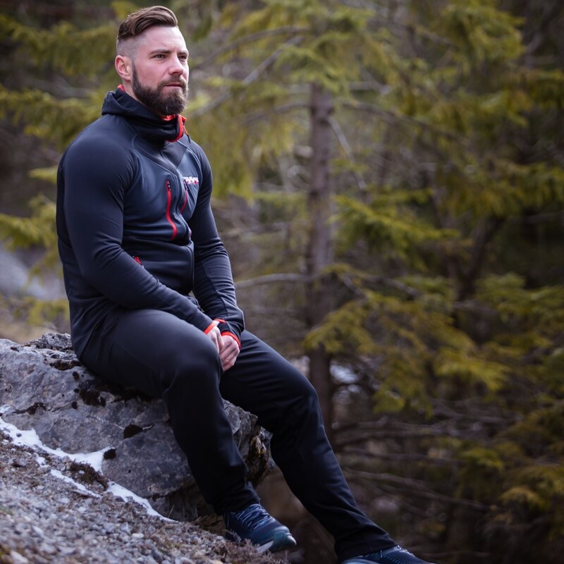 TERMOVEL Pánske čierne funkčné tepláky 57928159