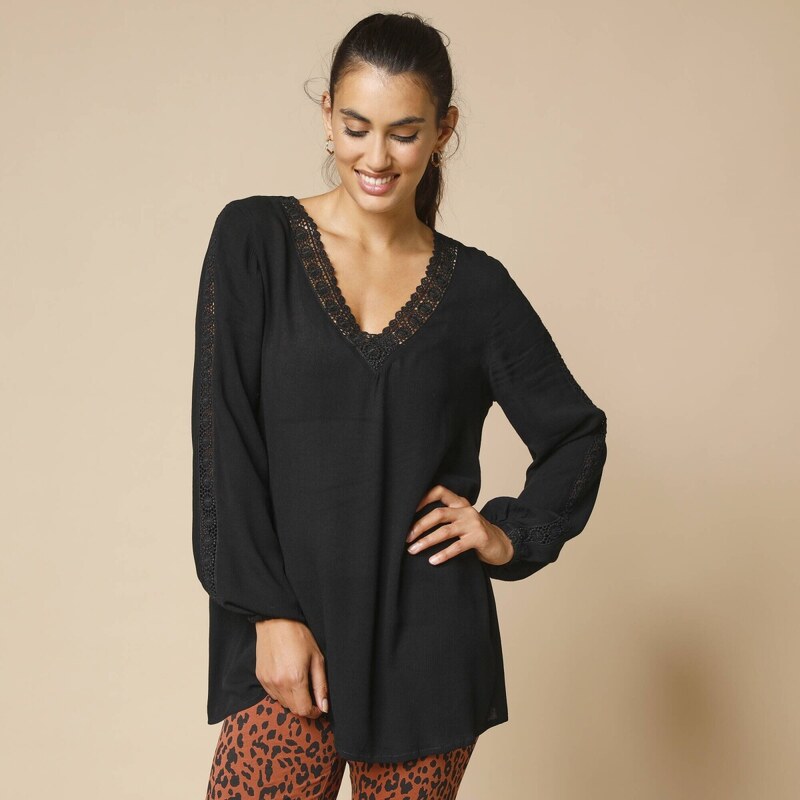 Tunika z kreónu s macramé a dlhými rukávmi čierna 038 Blancheporte 58234558