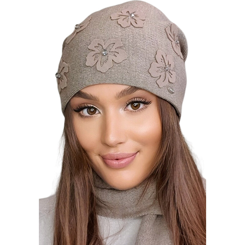 Kamea Tmavobéžová dámska zimná čiapka s kvietkami Naila, Farba 58391796