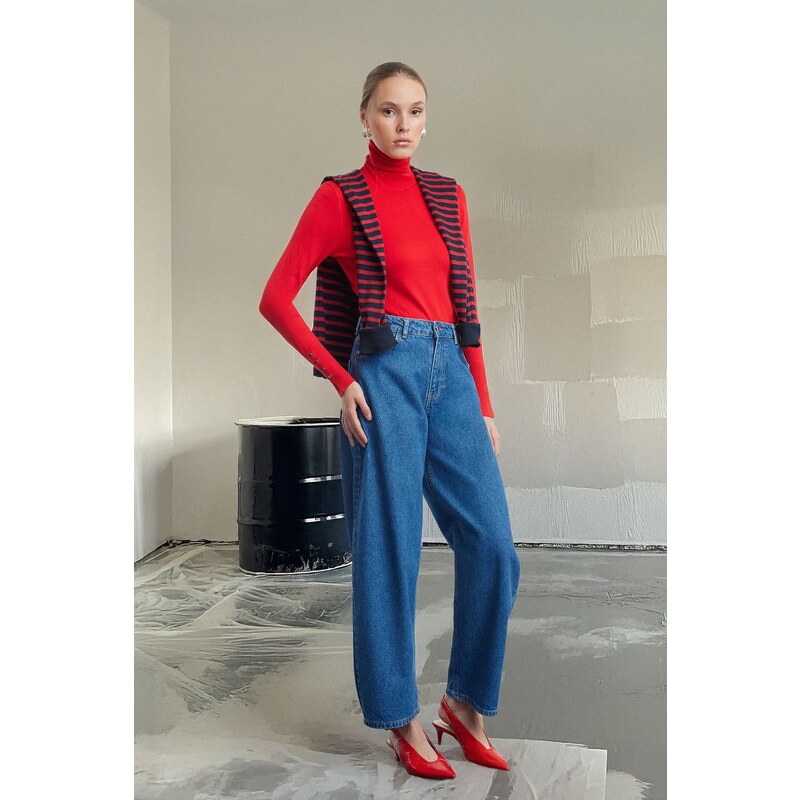 Trendyol Blue High Waist Barrel Baggy Fit Jeans 57101797