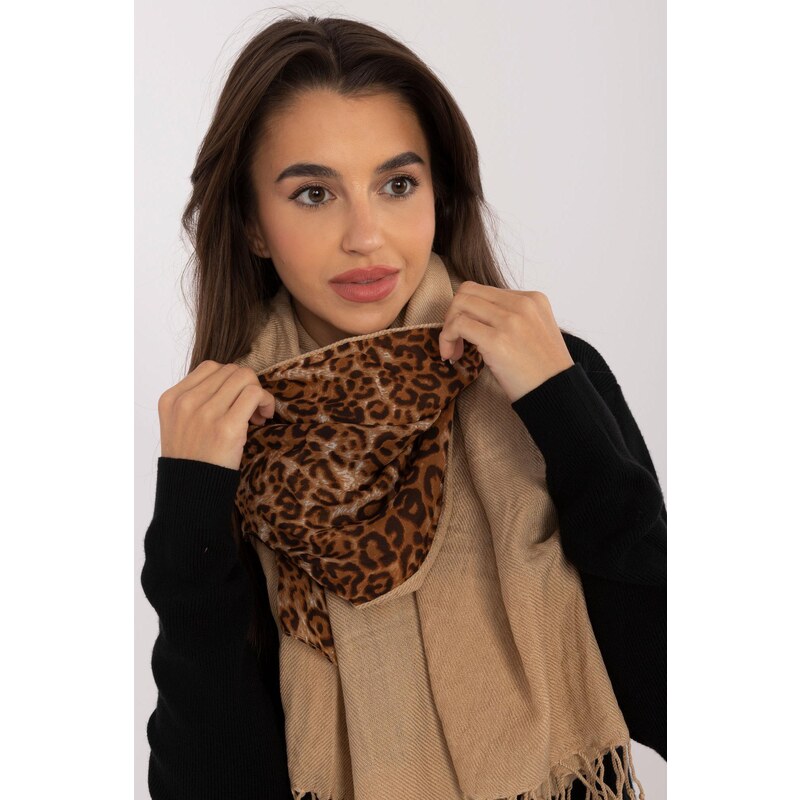 MladaModa Viskózový dámsky šál so vzorom pantera model A9788 béžový 59774690