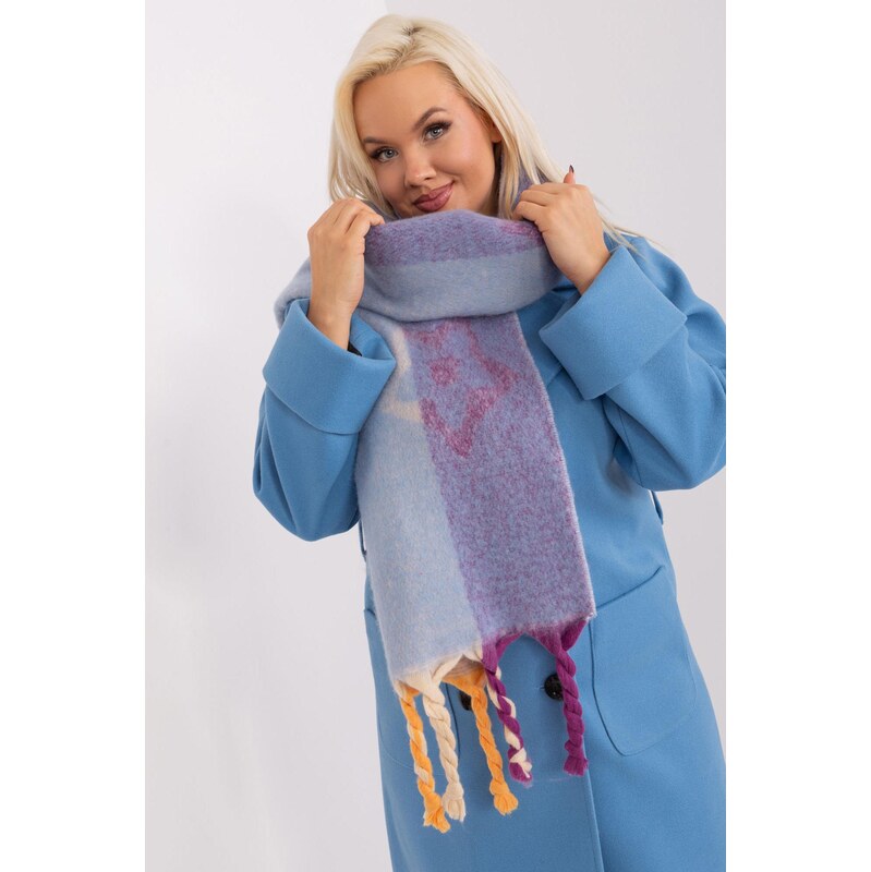 MladaModa Hrejivý vzorovaný šál s vrkočmi model 31601 svetlomodrý 59774742