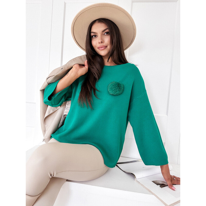 BASIC Zelený dámsky oversize sveter s ozdobným brmbolcom GAIA MY2008 59802749