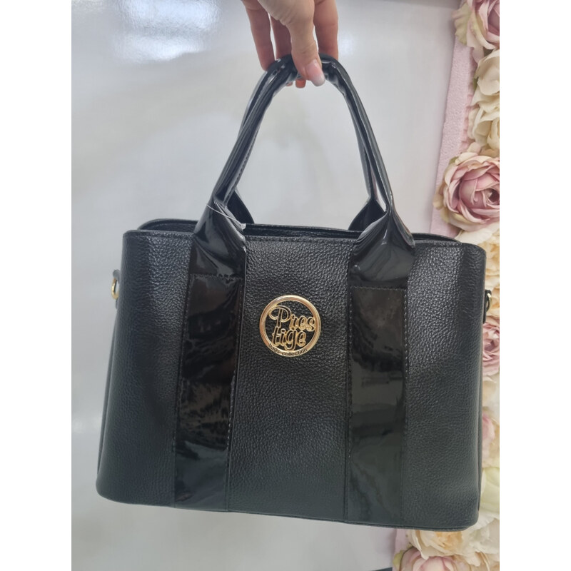 E-shop Katrins Fashion Čierna lakovaná kabelka do ruky Prestige