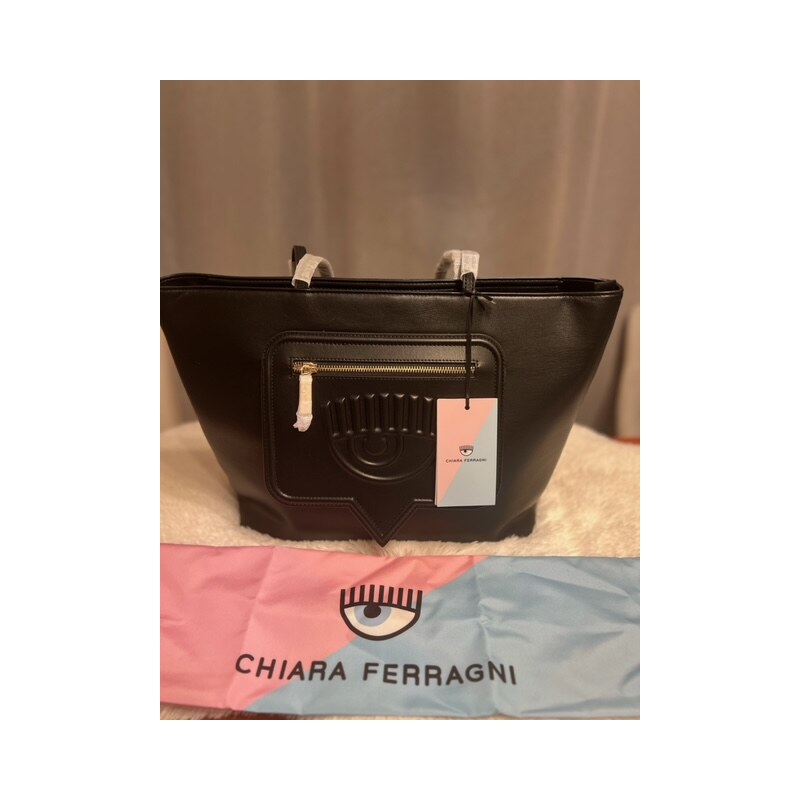 Dámska Kabelka CHIARA FERRAGNI- Range F Eyelike packet Black na rameno 60113444