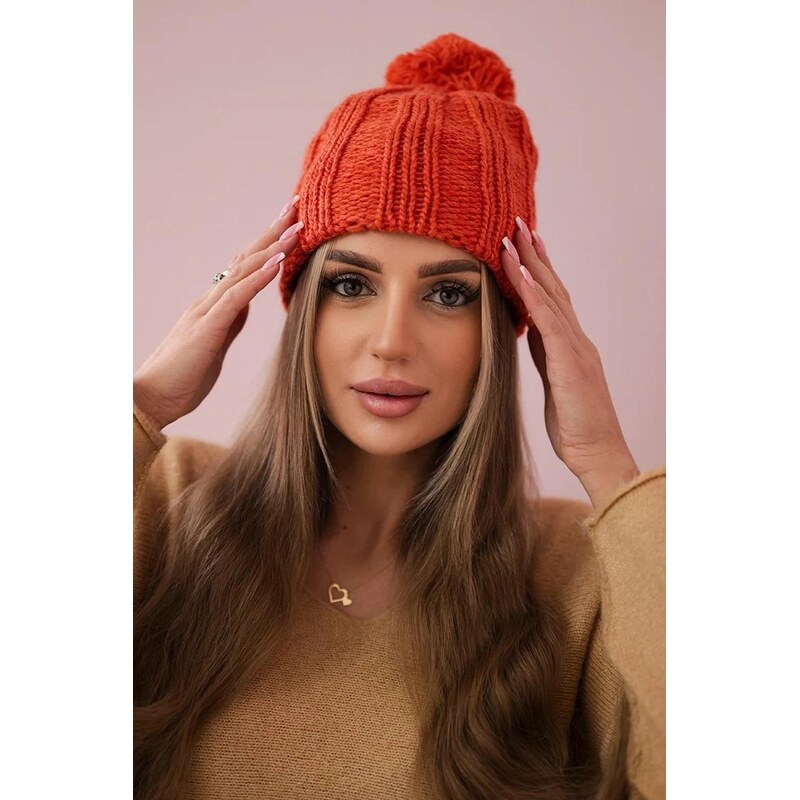 MladaModa Dámska čiapka s brmbolcom Idalia K284 oranžová 36779498