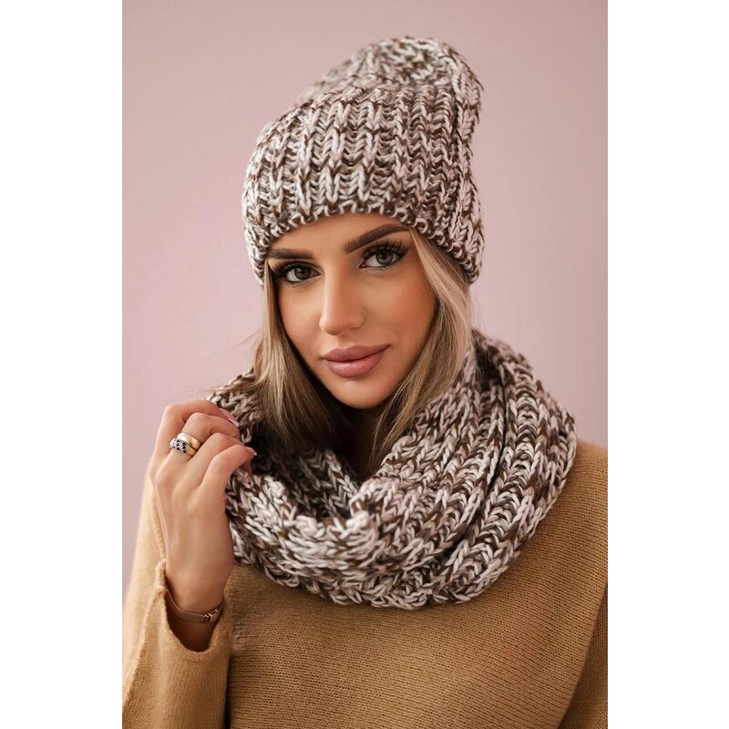 MladaModa Komplet - dámska čiapka s kožušinkovým brmbolcom + komín 36491744