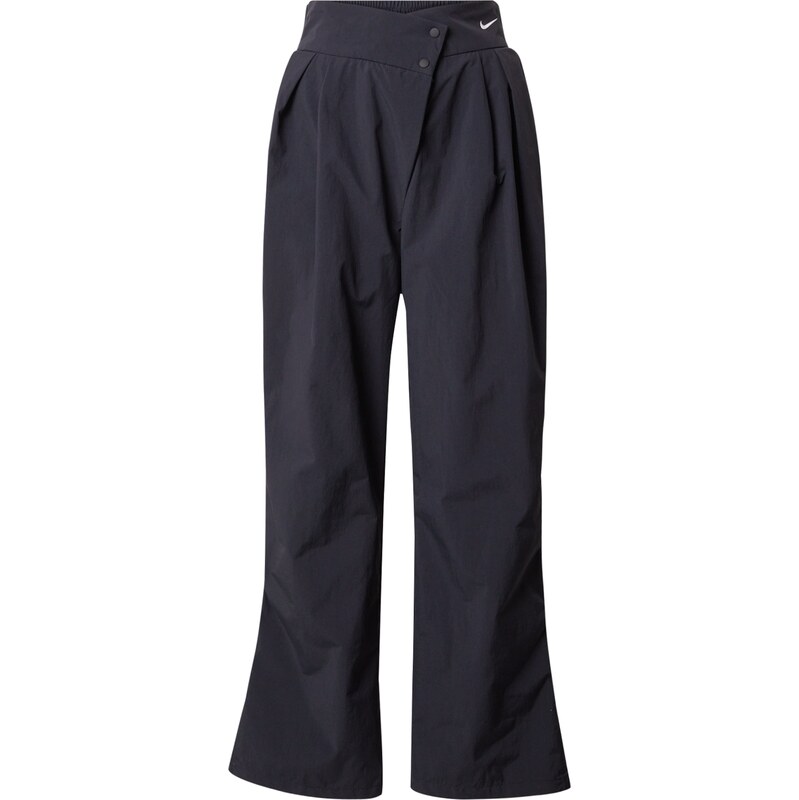 Nike Sportswear Plisované nohavice čierna / biela 63150134