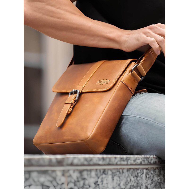 Pánska kožená taška cez rameno Sparwell Albert - koňak 44072171